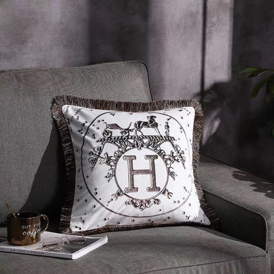 Sofá tecido tampa adornado de linho branco Sofa Pillow do coxim da borla