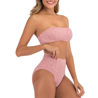As mulheres &quot;sexy&quot; dos maiôs de Triangl do roupa de banho das mulheres levantam o biquini