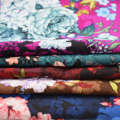 Impressão bonita de Digitas da planície da tela de rayon 45S*45S viscoso