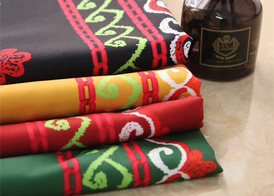 Flor colorida impressa Digitas amarela vermelha azul da tela do poliéster para o vestuário