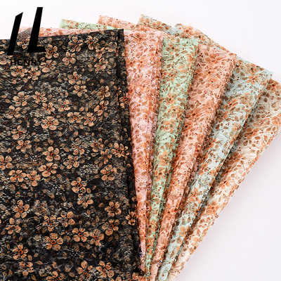 Telas costurando luxuosas impressas da tela do vestido de casamento do tule da flor das vendas projeto novo quente para o vestido